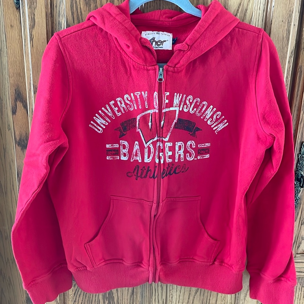 Women’s large Wisconsin Badgers hoodie